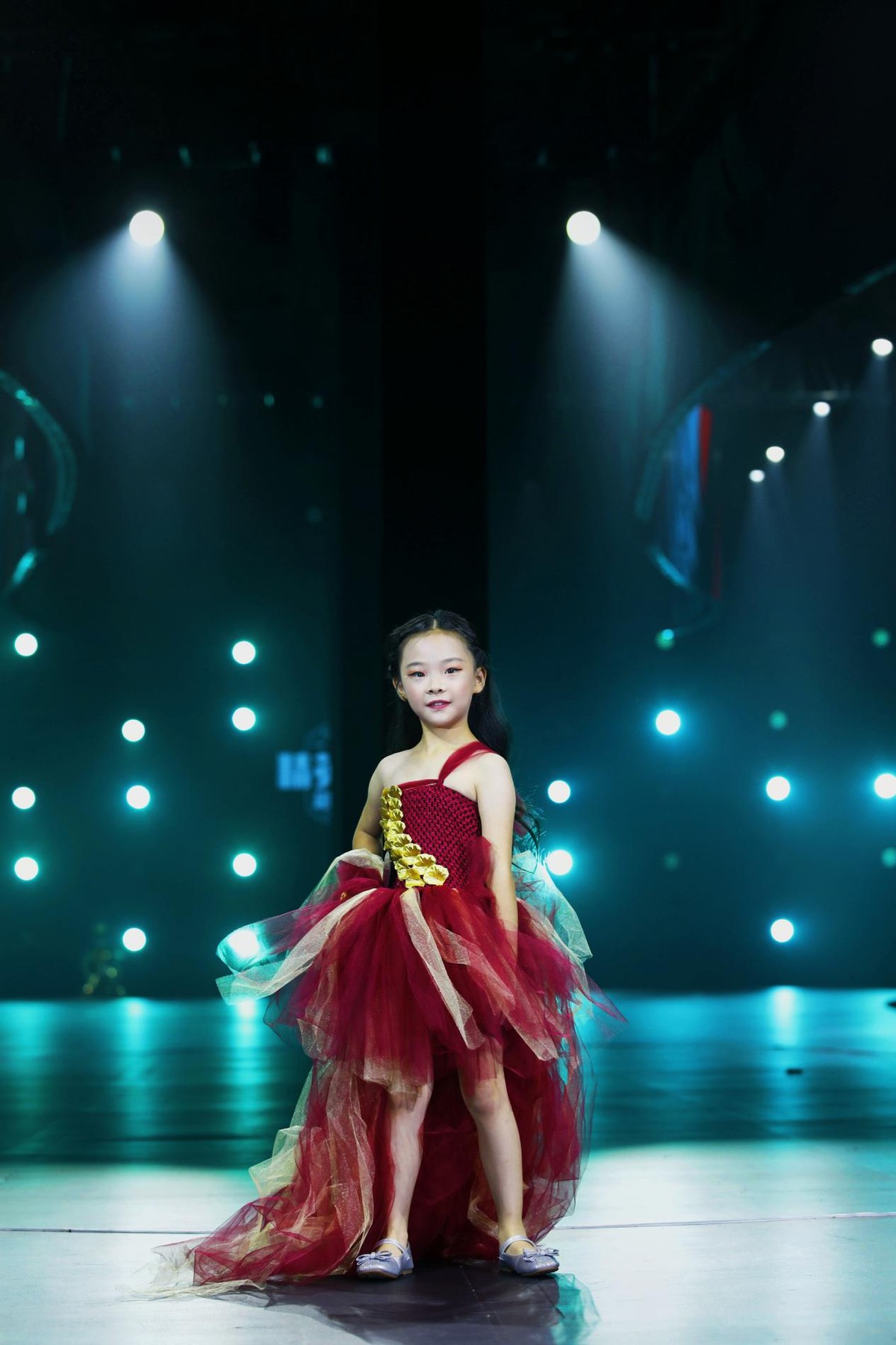 2021精英童模超级联赛特邀主持人——蔡刘可芯