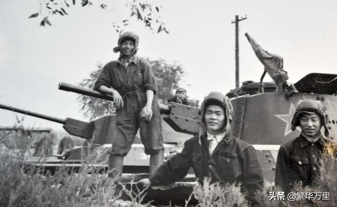 东野102万人，14个纵队，大举南下，一个纵队多少