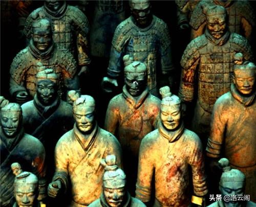 秦始皇为何能灭掉六国，一统中原？专家：他们有当年不该有的武器