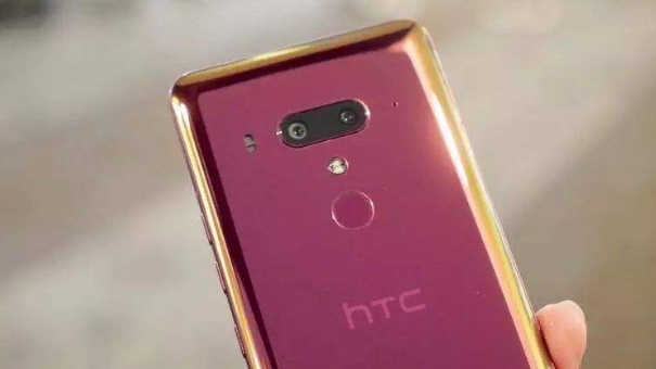 HTC仿效Nokia玩情结，經典传奇设计方案天下无敌，特性却令人堪忧