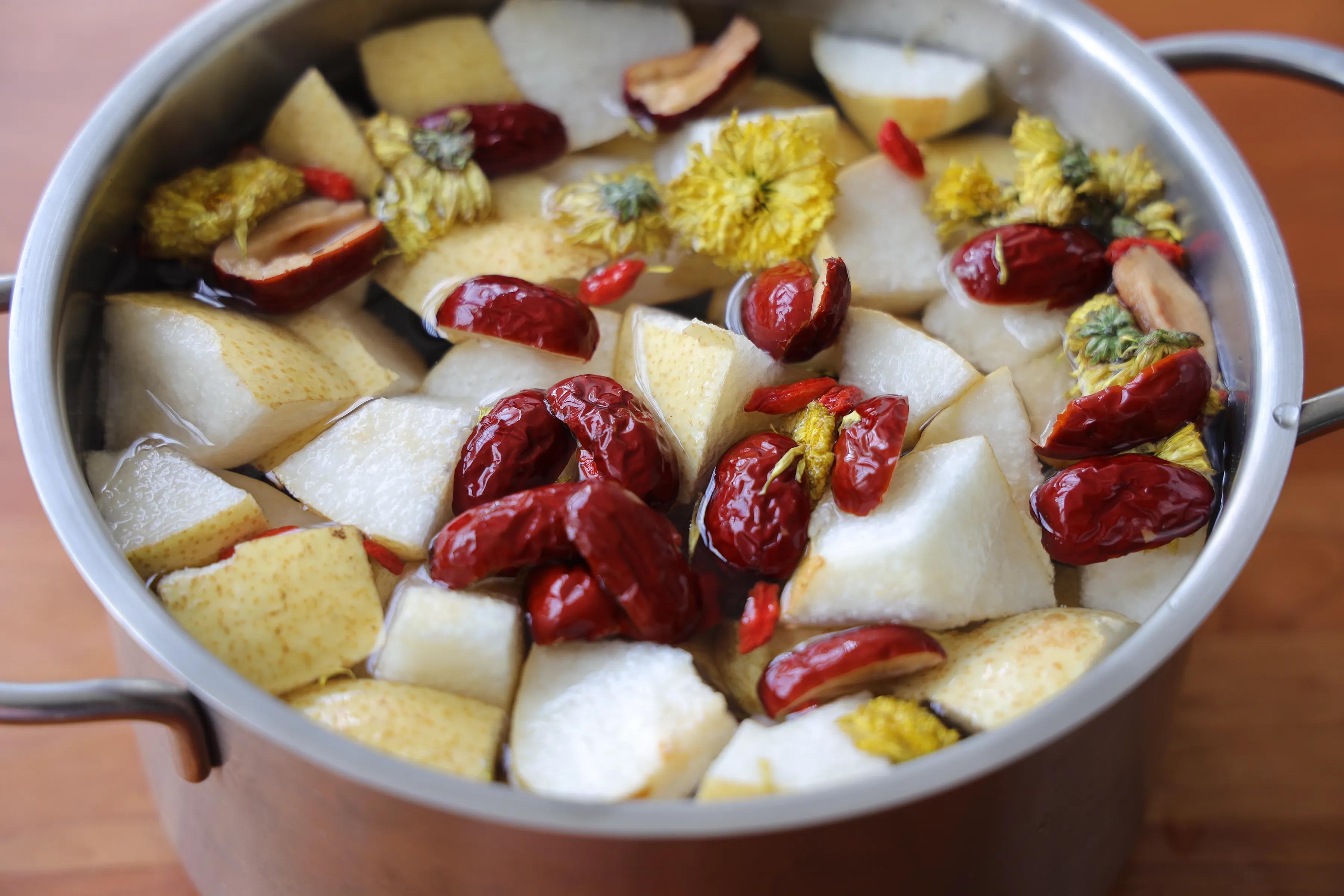 夏至强烈推荐的特色饮品，清热去火，好喝不贵，几块钱煮一大锅