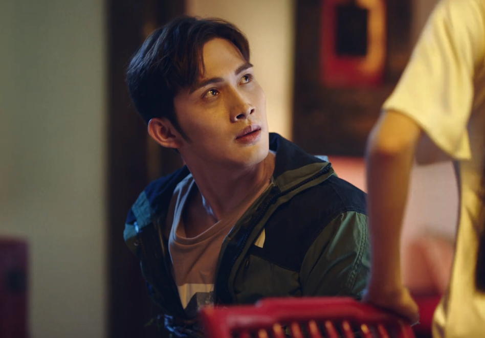 《司藤》首播！景甜无惧怼脸拍，剧情还原度高，张彬彬演技却拉垮