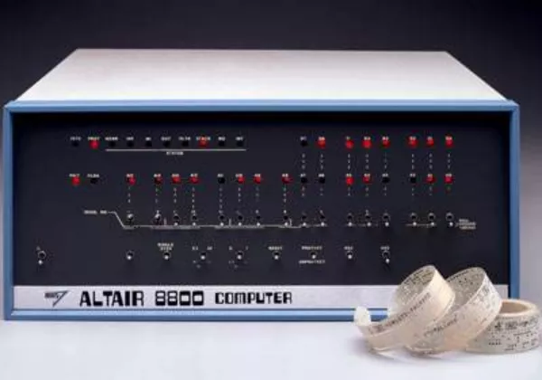 芯片简史：六场产业战争定江山