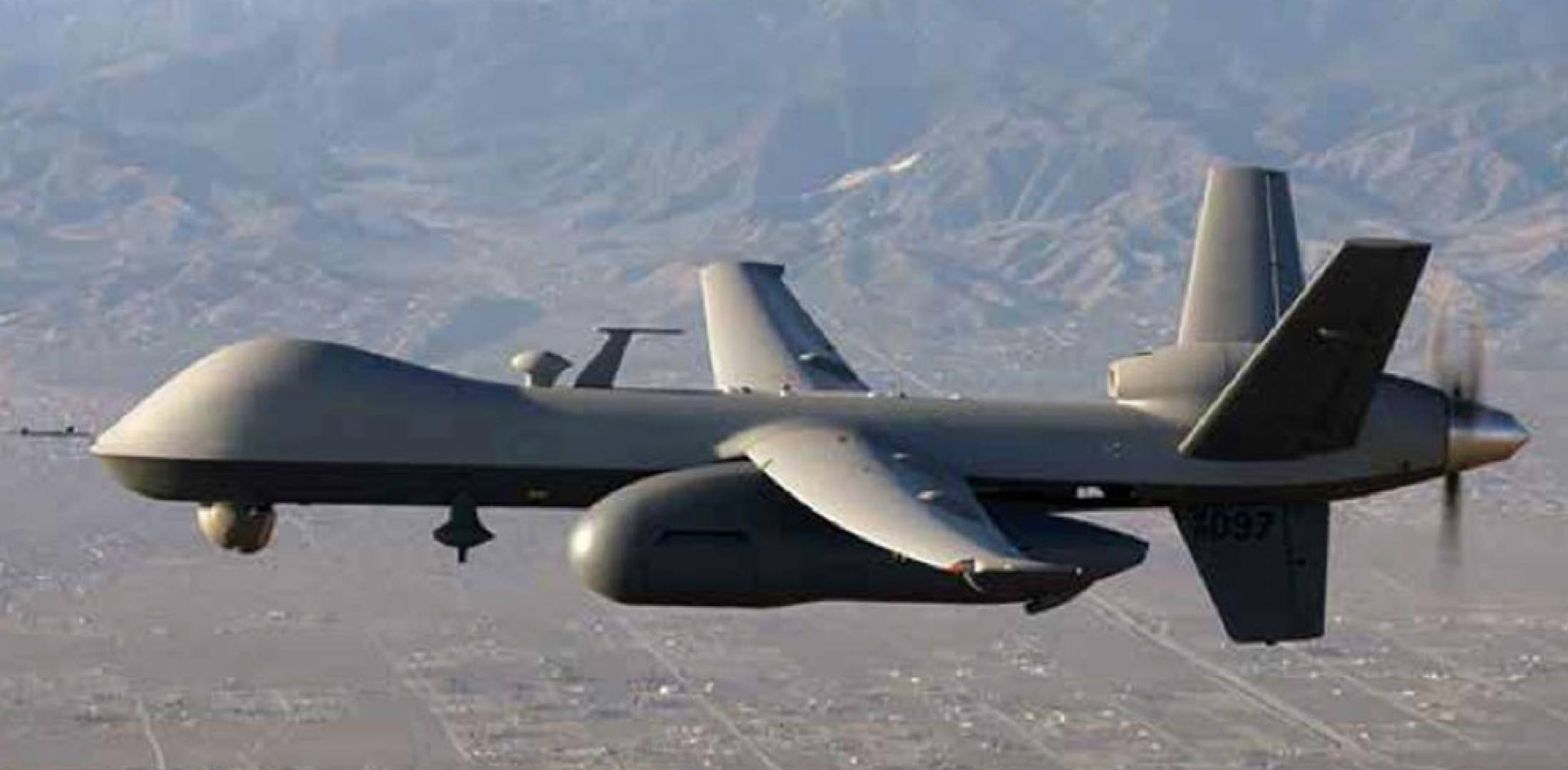 �������������������̨������ɵ���в�ж��