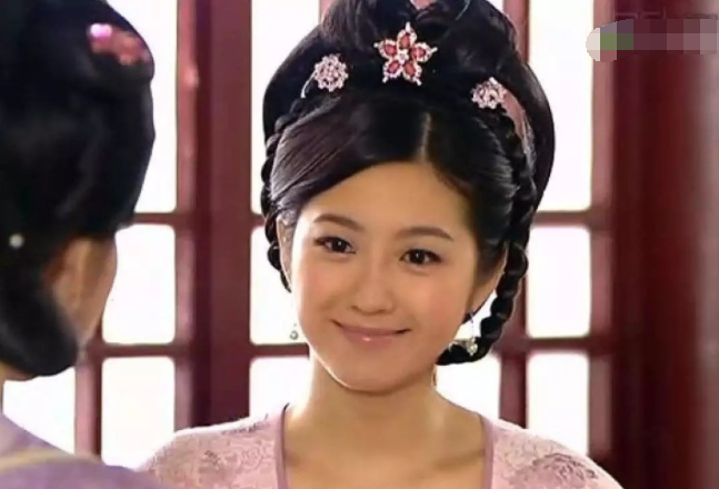 TVB假面夫妻：人前人后两幅面孔，黄浩信再夺视帝，终于不装了