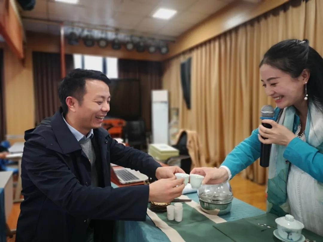 成都市双流区九江小学丨巾帼心向党 奋斗新征程