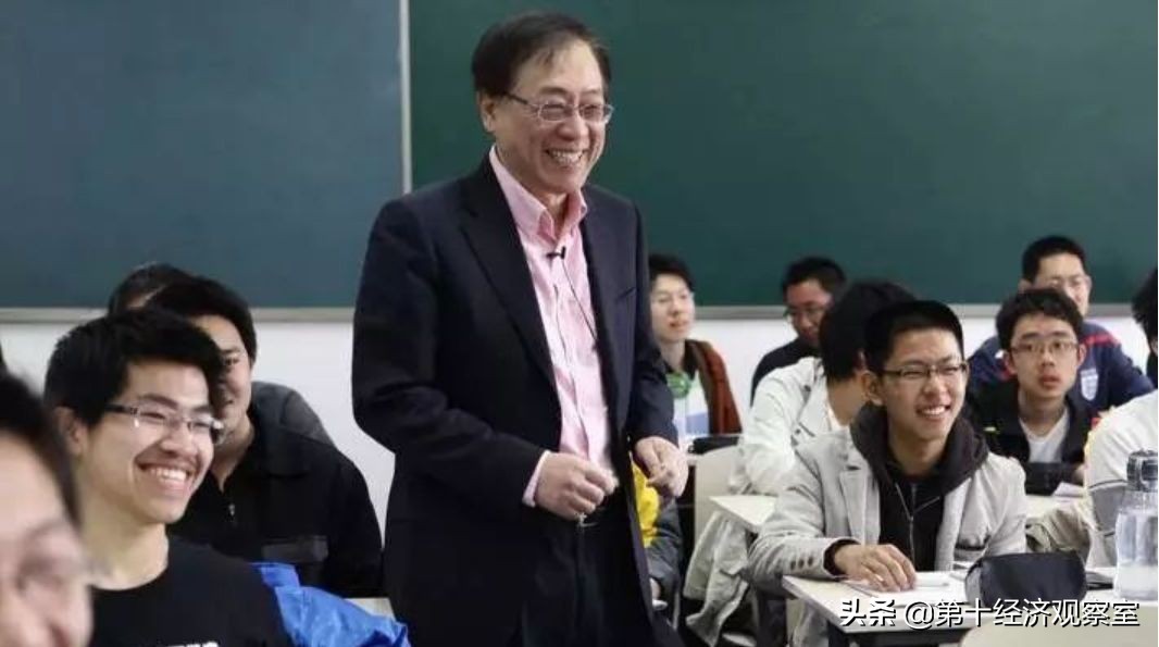 71-year-old Yao Qizhi resigned from a professor at a prestigious school ...