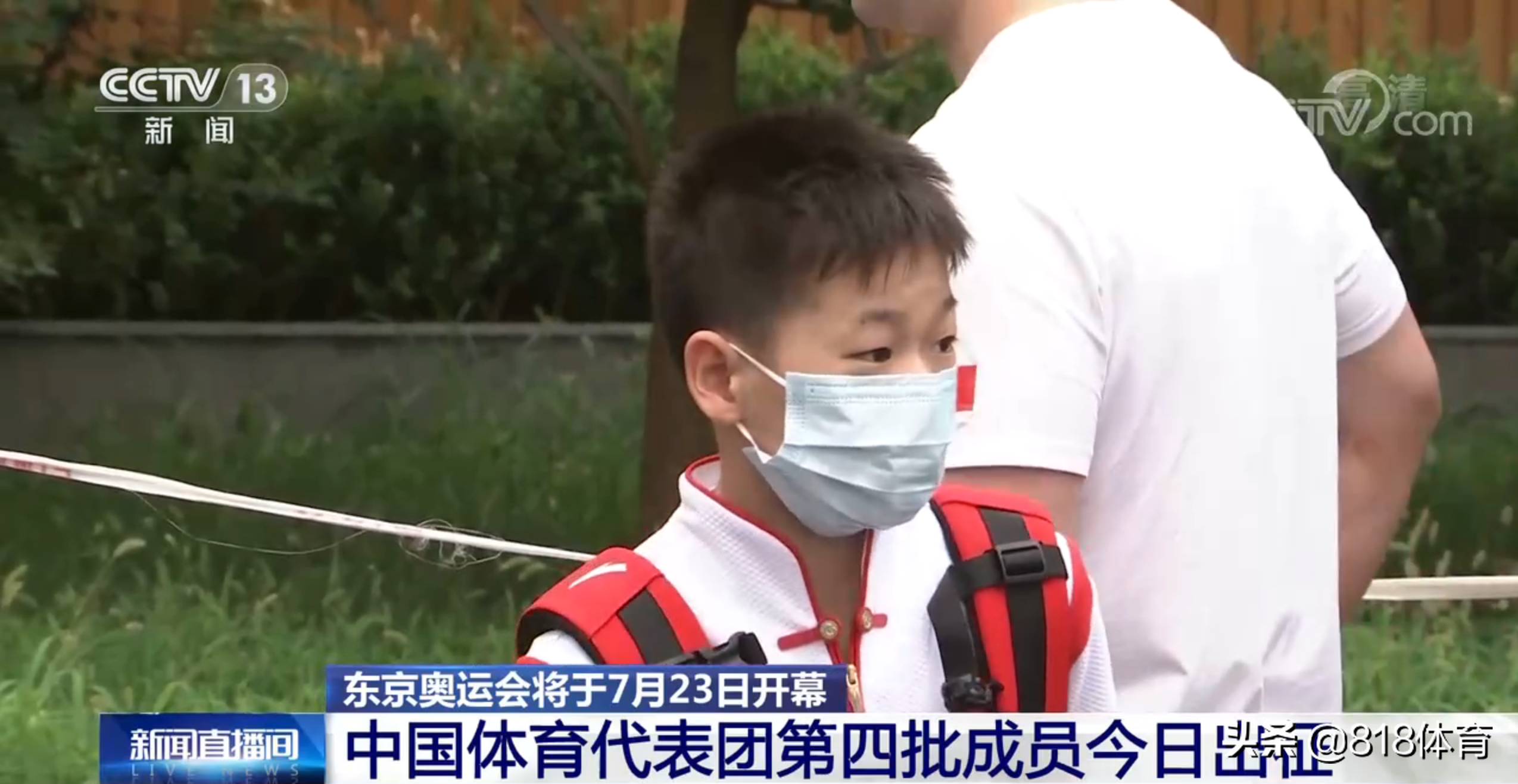 杏哥!全红婵短发被很多观众认成男孩,记者:你乐意吗?红姐微笑摇头
