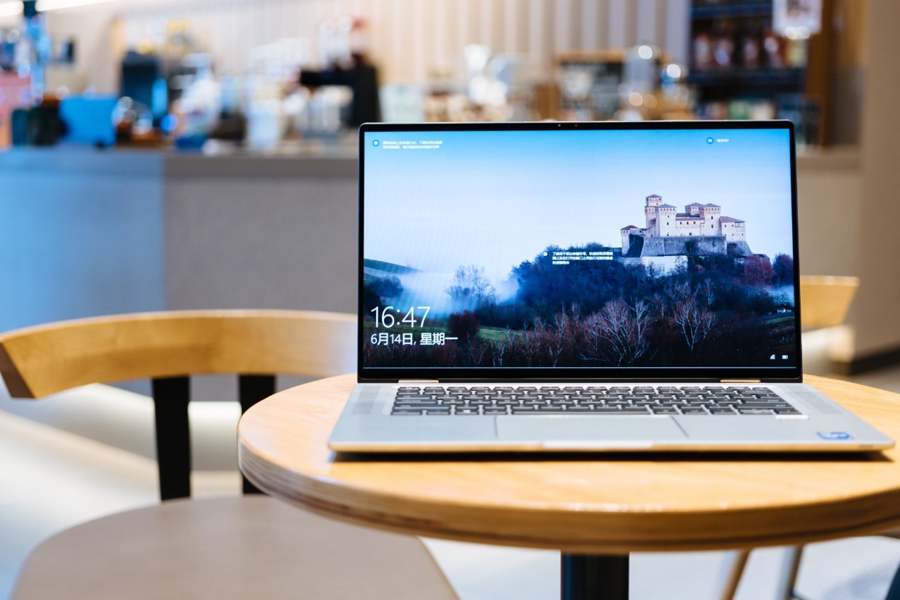 戴尔Latitude 9520二合一笔记本评测：工作原来可以这么爽