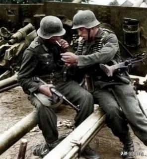 苏德战场上的德军打火机，被苏联红军称为“寡