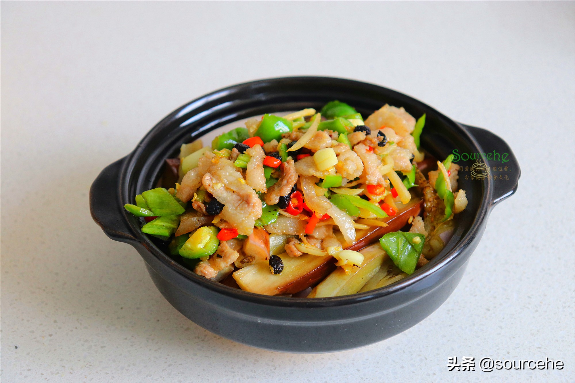 教你做正宗的粤菜茄子煲，软烂入味、香辣可口，搭配米饭吃太香了