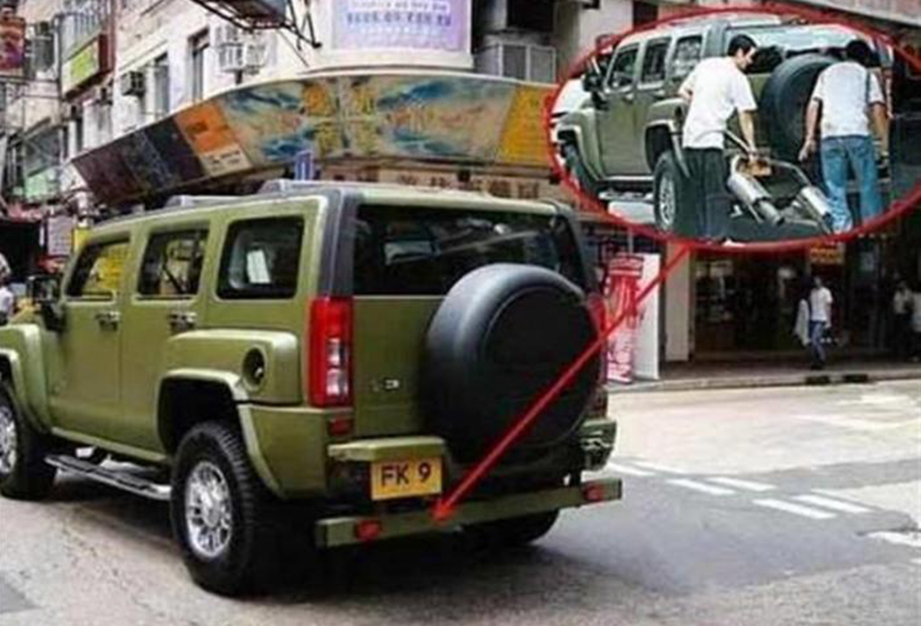 山鸡哥”陈小春11年不换车，看到车牌后，网友：要我也不换