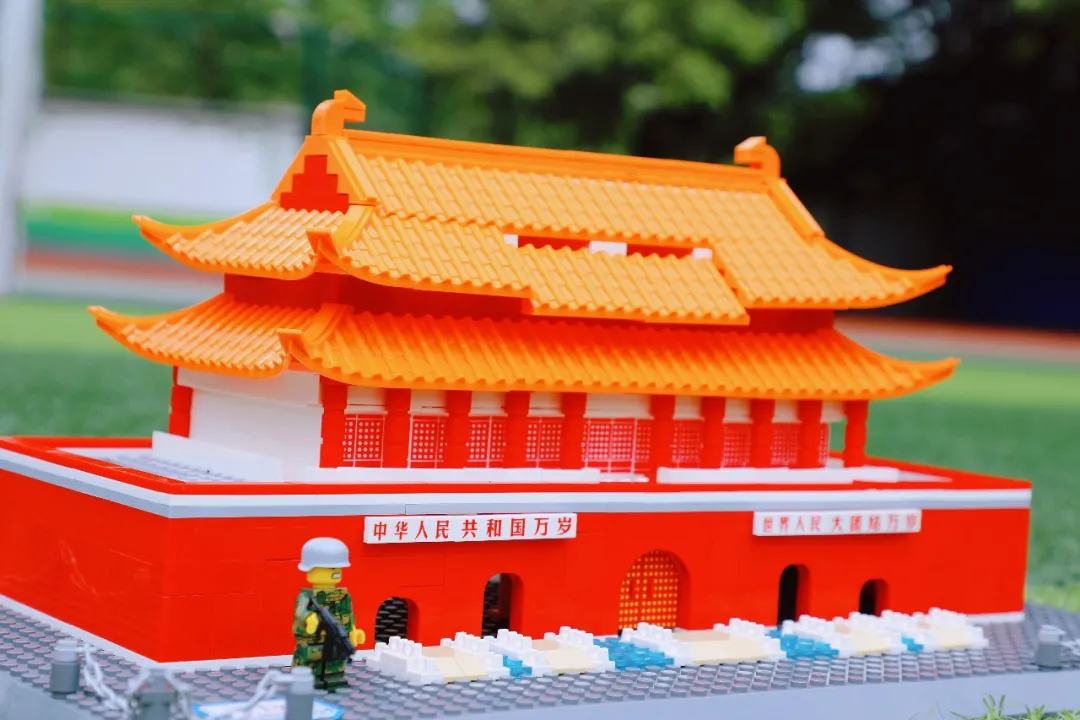 玩转科技节，开广好奇心——天府新区华中附小首届科创节活动