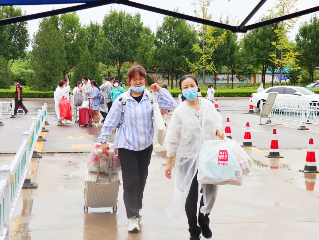 成长新起点 追梦少年人 | 潍坊恒德实验学校2021级高一新生报到侧记