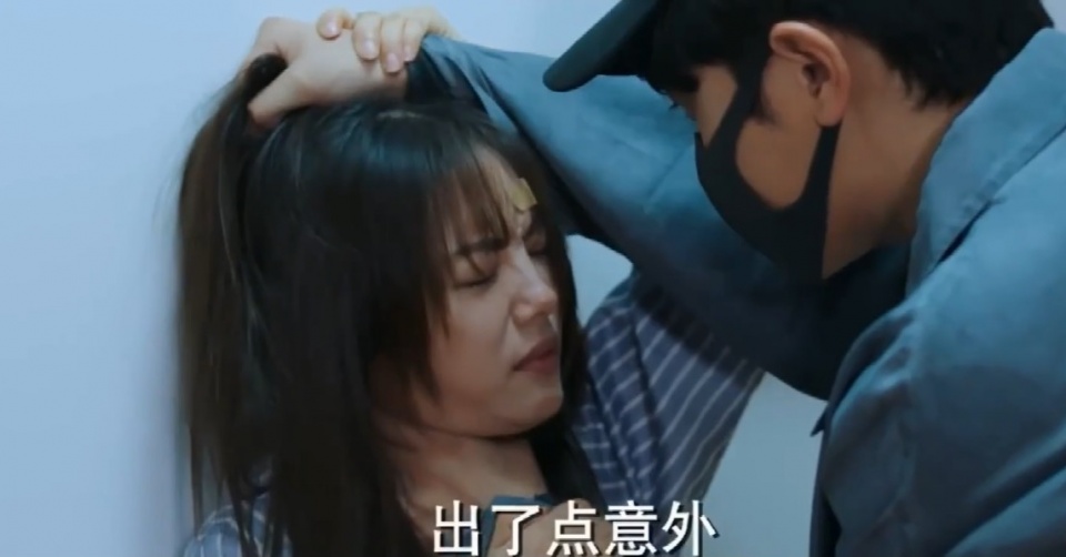 阳光之下》结局：封潇声伏法，柯滢生下孩子，和杨雨泽共同抚养_娱乐_蛋蛋赞