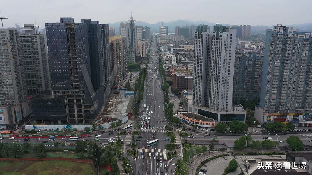 作为湖北二号位的襄阳，虽然旅游牌打得一般，