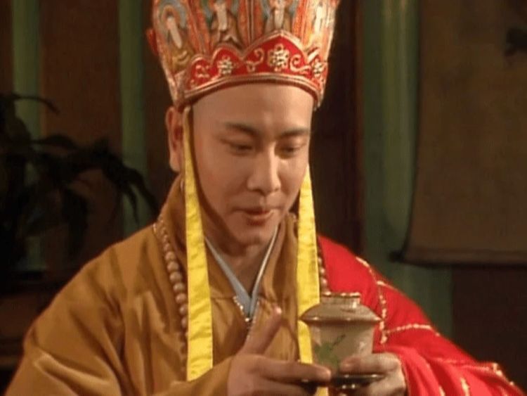 4部中途更换演员的剧集，徐少强突然“消失”，杨紫却读书去了