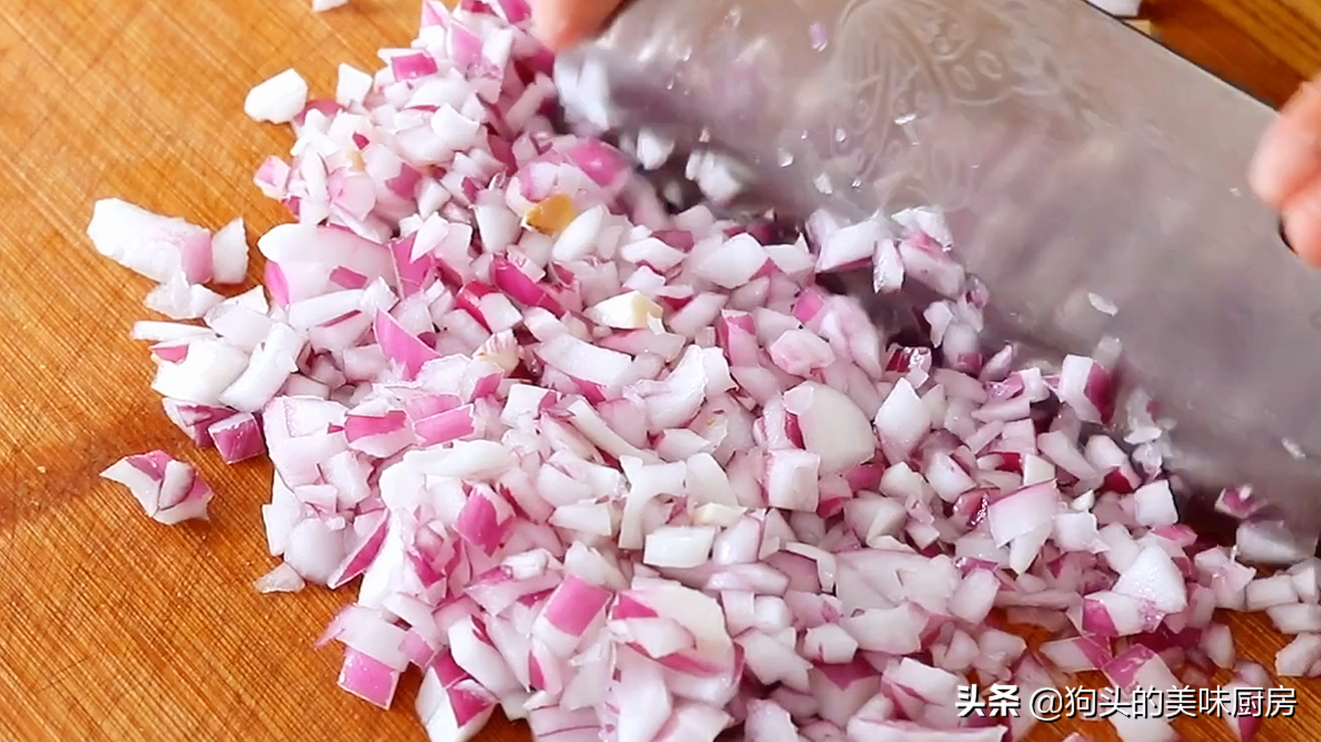 手把手教你在家做披薩，簡單易學，綿軟可口還拉絲，比買的還好吃