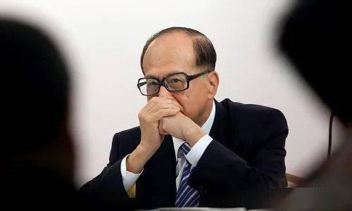 巨亏！李嘉诚在英国430亿买下的酒吧，宣布永久关闭25家！