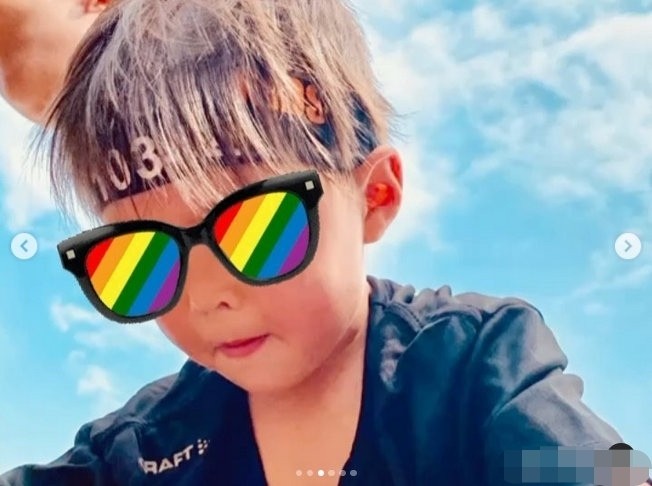 周杰倫昆凌帶一雙兒女野外拓展訓練，小兒子正臉肉嘟嘟超可愛