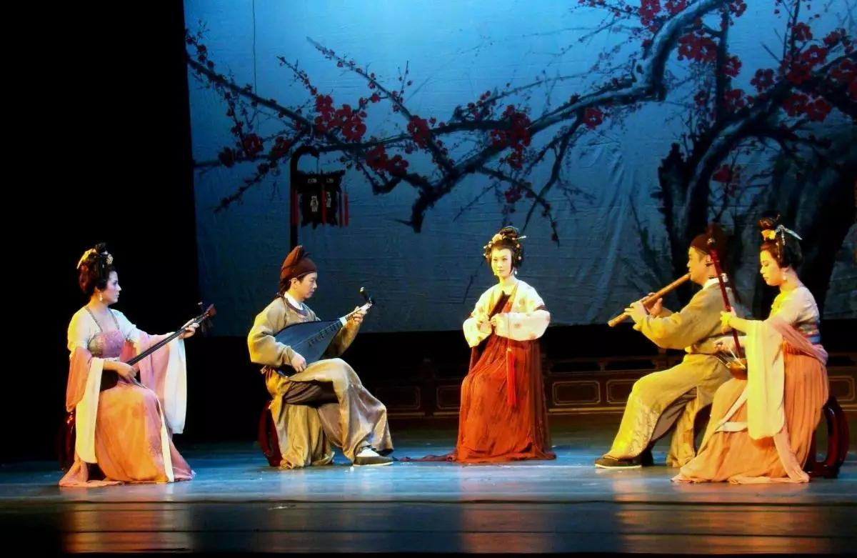 古韵清音此中传,植根香港的"御前清曲"福建南音