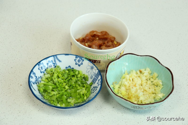 天冷就喜歡吃它，是菜也是主食，只需蒸8分鐘，熱乎乎很暖胃