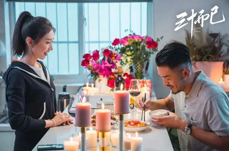 《三十而已》6大关键细节，梁正贤的渣早有伏笔