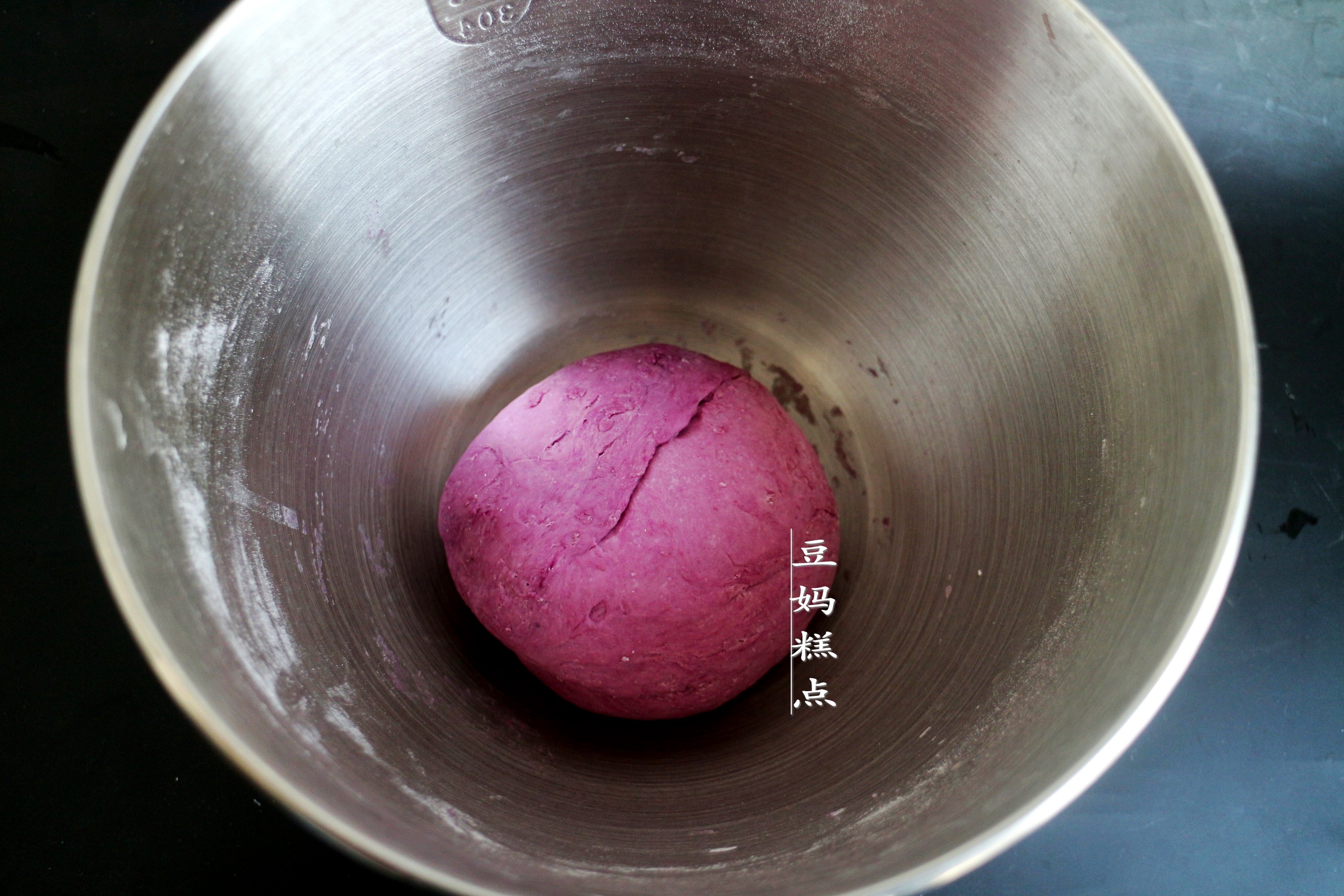 3岁孩子都爱吃的小面点，10分钟搞定，口感不比面包差