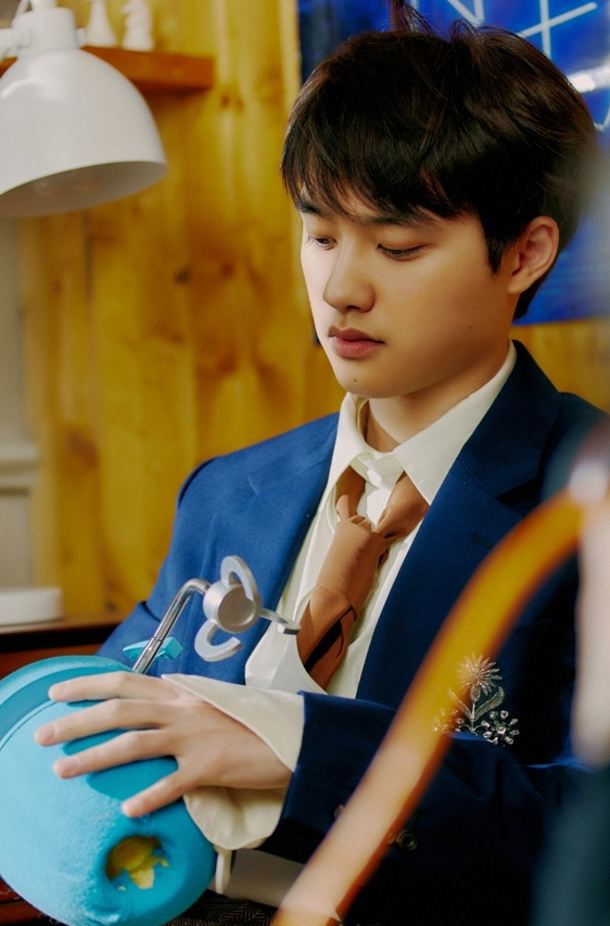 exo第六位solo成员大忙人都暻秀出专辑还有两部电影待拍