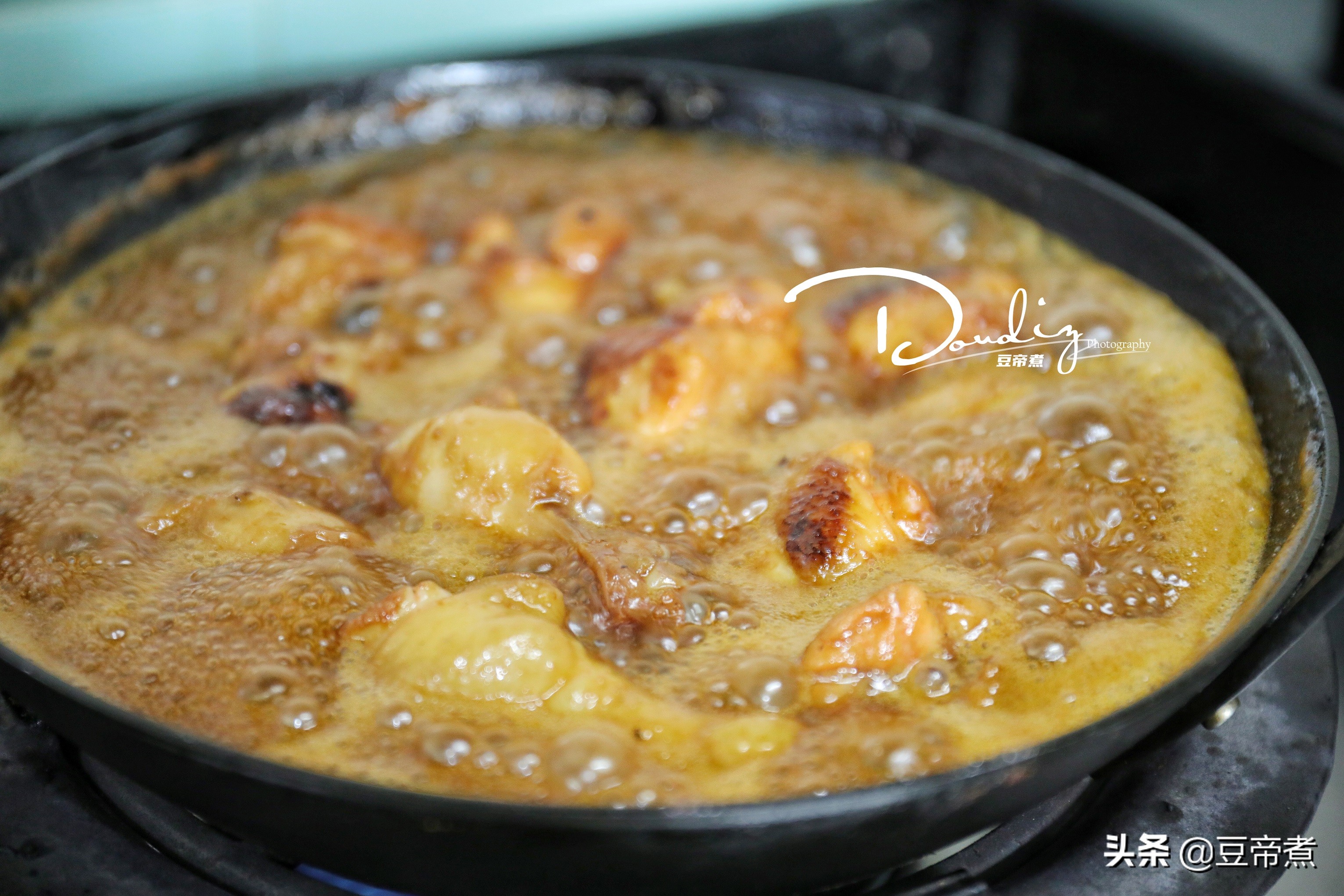 一端上桌就被抢吃光，孩子让我再做一次，没想到小鸡腿这么受欢迎