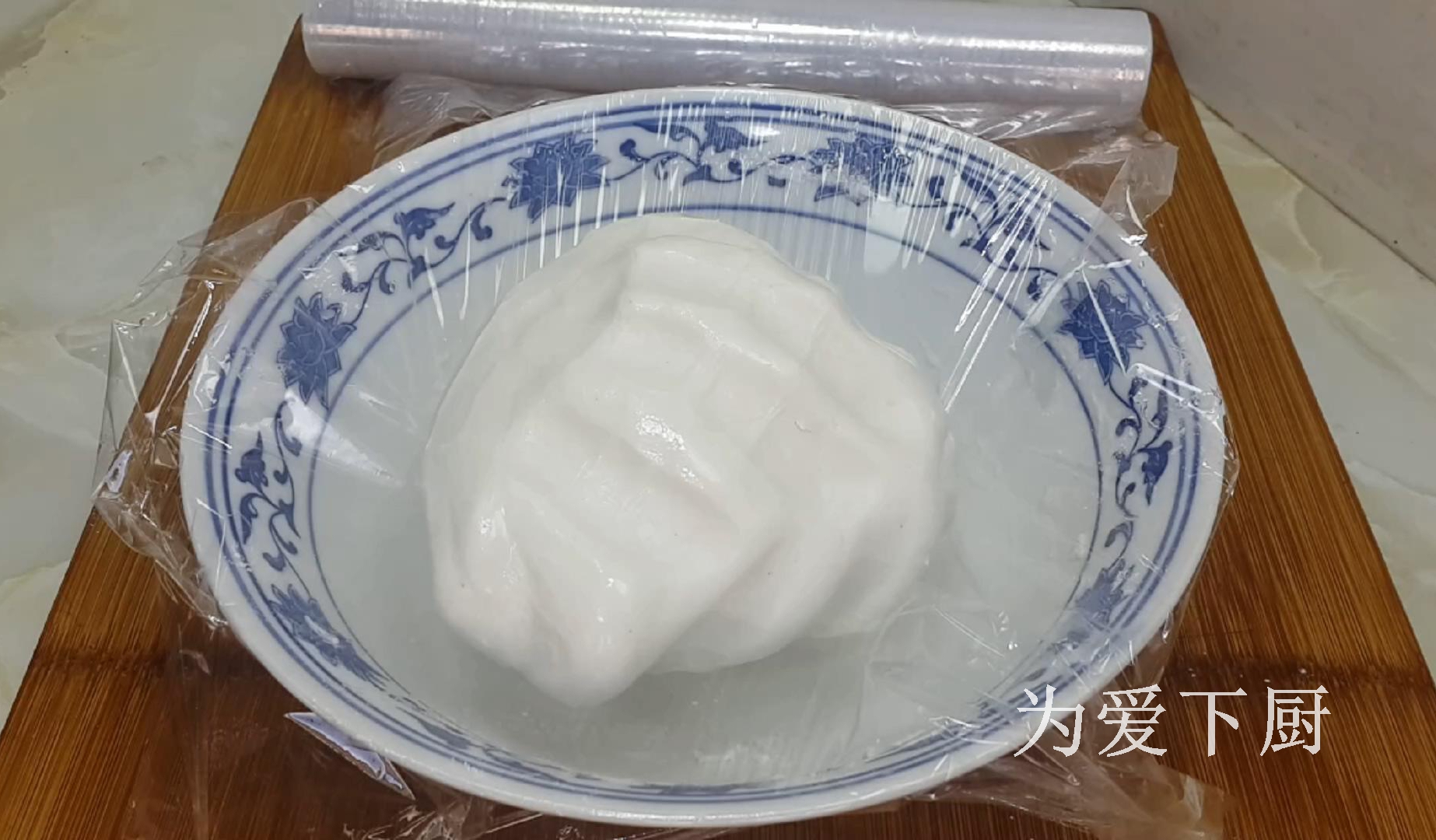 麻團這做法才最正確，掌握3個技巧，個個空心不炸鍋，比買的還香