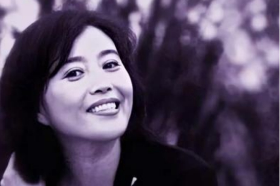 电视里的潘贵雨，是现实中的丁嘉丽，如今孩子都孝顺