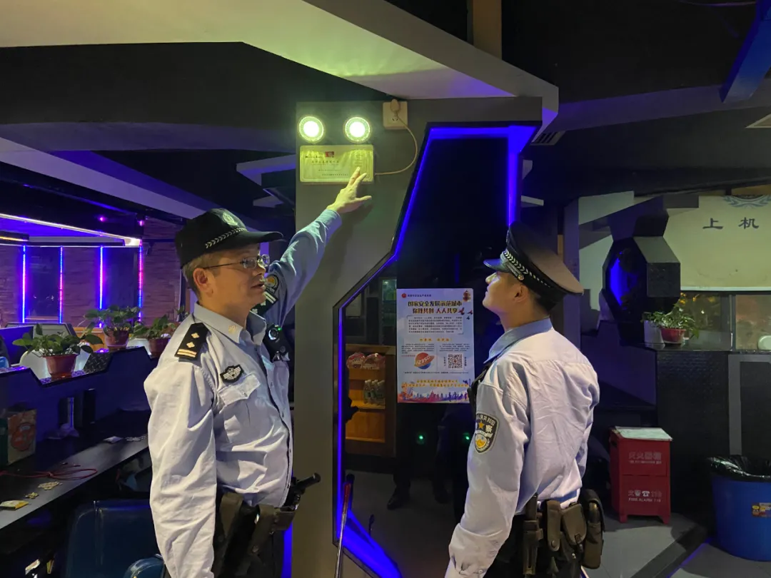 我为群众办实事|湘潭高考首日,警察与你共赴考场