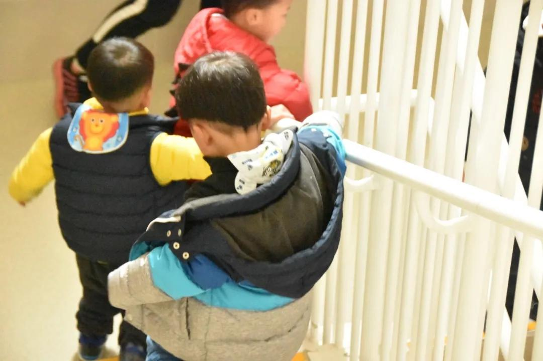 防祸于未萌，图患于将来丨天府新区元音幼儿园防踩踏安全演练活动