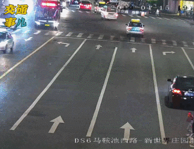 搞笑gif神评：听说男生都好羡慕这样的职业