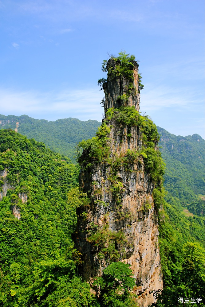 用了一个周末加两天休息时间，自驾去了一趟鄂