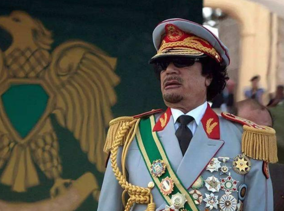 1970年，卡扎菲派人到中国购买原子弹，毛主席怒斥：卡扎菲太狂妄