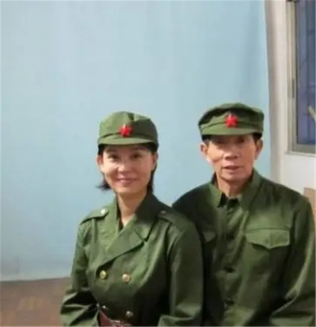 2001年，刘家良为给小30岁娇妻惊喜，突袭回家3分钟后男领导坠亡