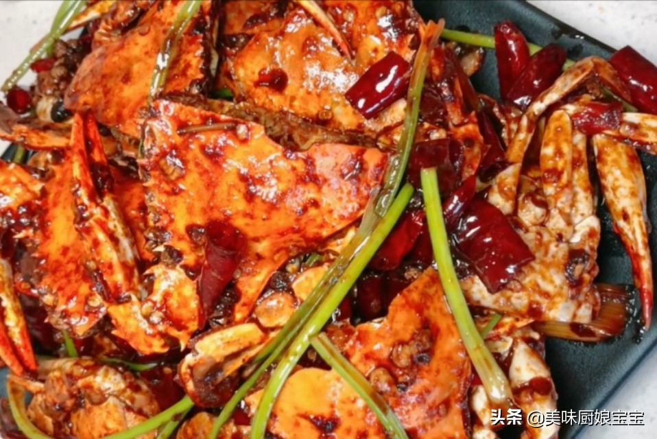 Sharing the recipes of spicy crabs, the spicy crabs made in this way, my husband drools when he smells them
