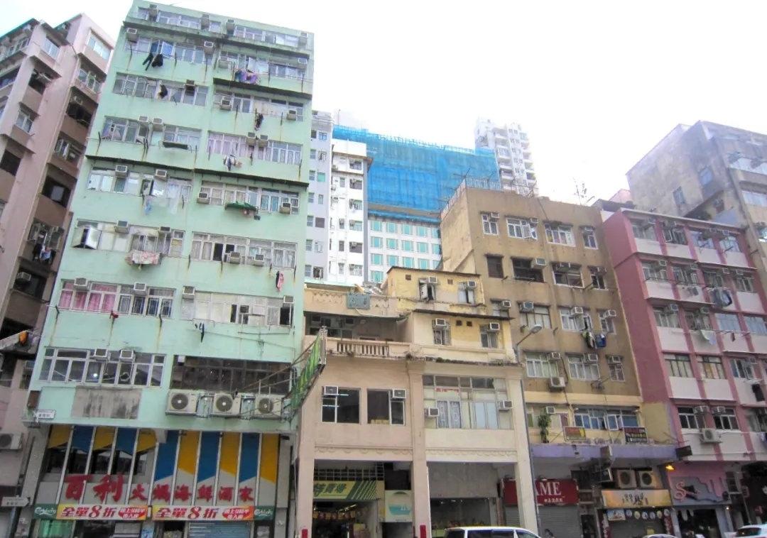 Deng Chengbo, Hong Kong's "Publisher King", passed away, two wives with