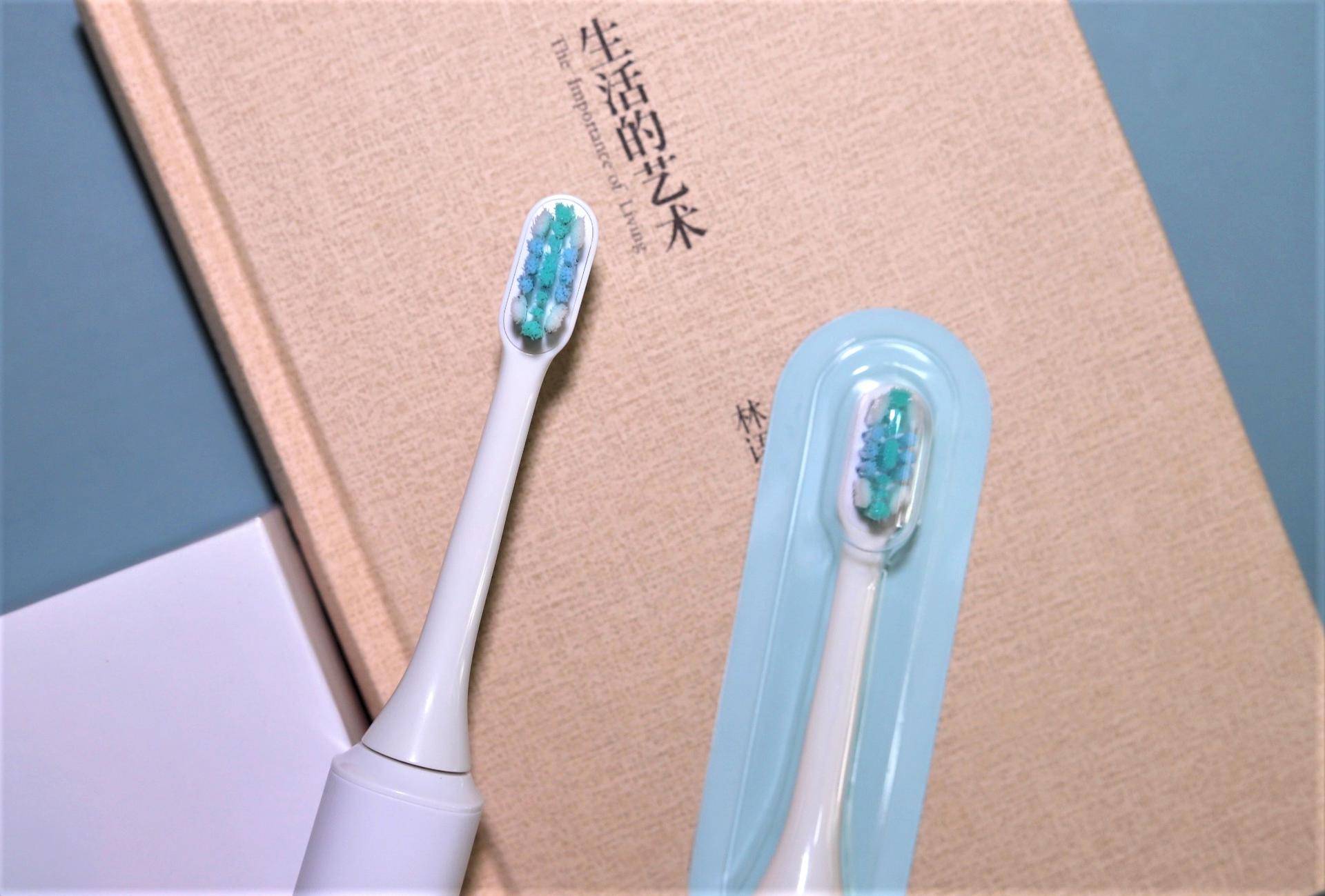 南卡电动牙刷轻体验：32000次高频振动加持，清洁牙齿更彻底
