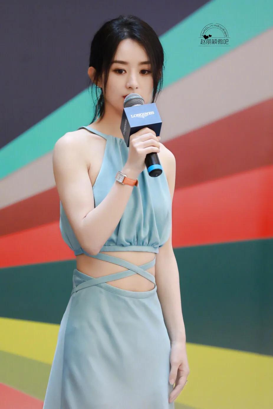 Zhao Liying Wears A Belly Skirt Too Pretty The Light Blue Makes The Skin Look So Pure INEWS