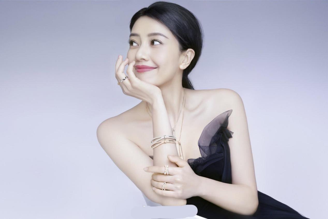 结婚前的高圆圆大胆追爱，感情生活过于丰富，