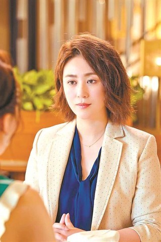 马丽：27岁成名，36岁嫁小10岁丈夫，因一部电影与沈腾避嫌6年