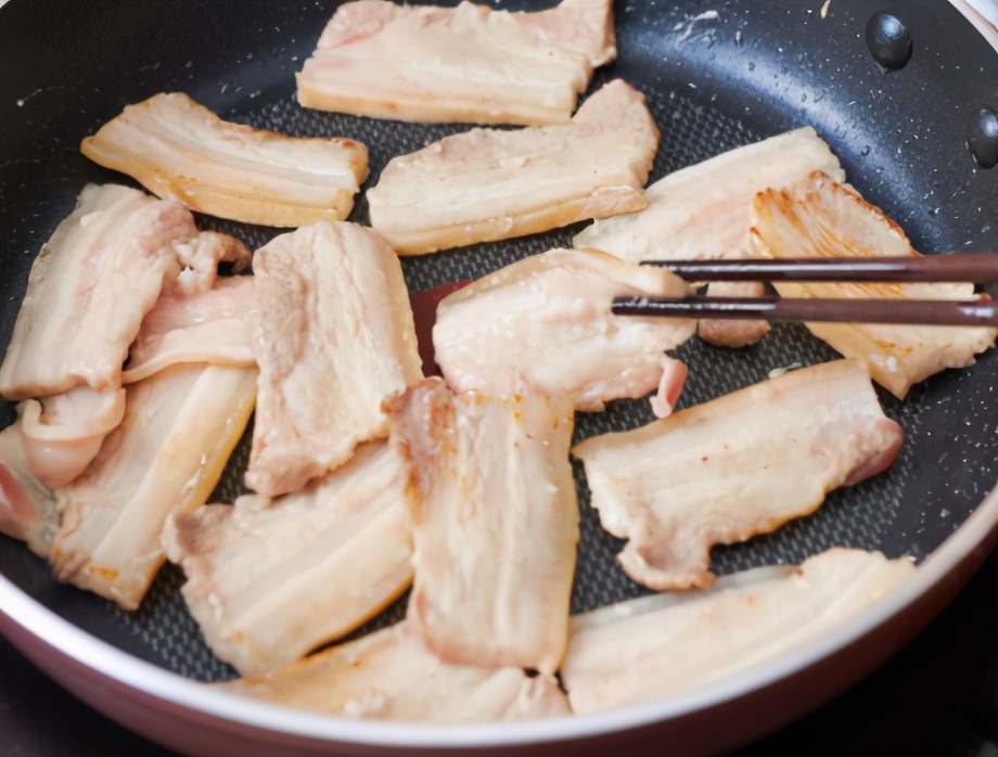 图片[4]-回锅肉的做法步骤图 鲜嫩更入味-起舞食谱网