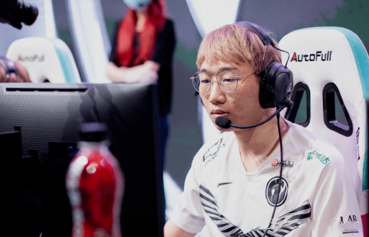 LPL转会期又发生地震？爆料宁王去OMG试训，RW已出售席位