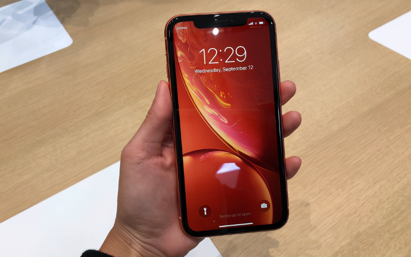 目前这3部苹果手机已经“烂大街”，你用上了没