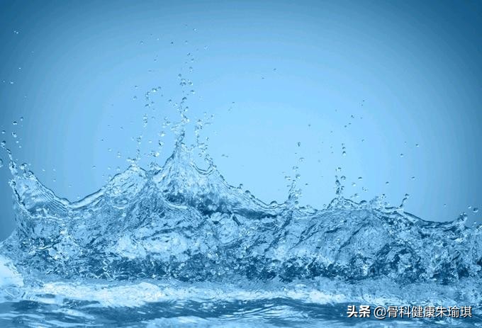 水在身体中的主要特性和功用