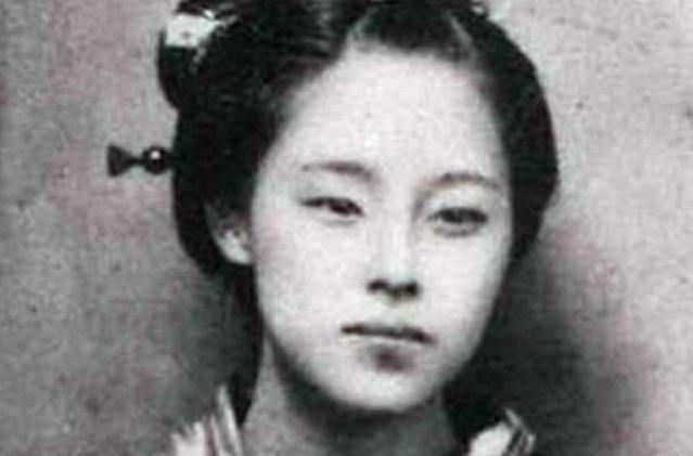老照片：上个世纪的日本名媛，最后一张日本慰