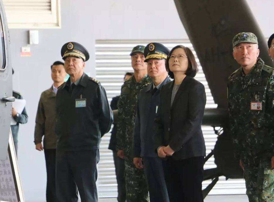 美国再提“对台军售”，台湾财政已不堪重负